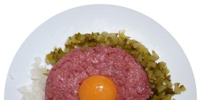 Tatar z pałeczkami salmonelli