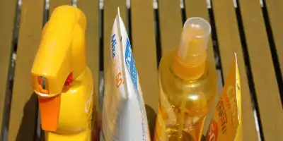 Filtry mineralne vs. filtry chemiczne w kremach do opalania