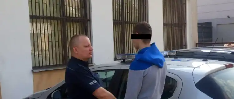 Pijany Ukrainiec zatrzymany. Chciał przekupić policjantów