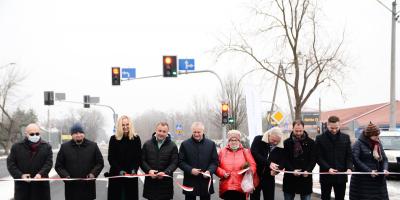 Legionowo. Samorządowcy przecięli wstęgę i otworzyli skrzyżowanie na Suwalnej