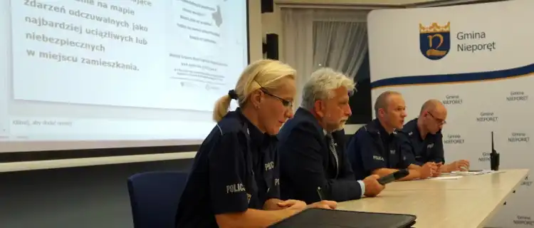W Gminie Nieporęt rozmawiali o Bezpieczeństwie podczas debaty społecznej