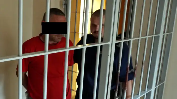 Okradli i pobili mężczyznę w Jadwisinie. Grozi im do 10 lat więzienia
