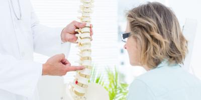 Czym jest Endoproteza biodra i jak wygląda rehabilitacja domowa NFZ?