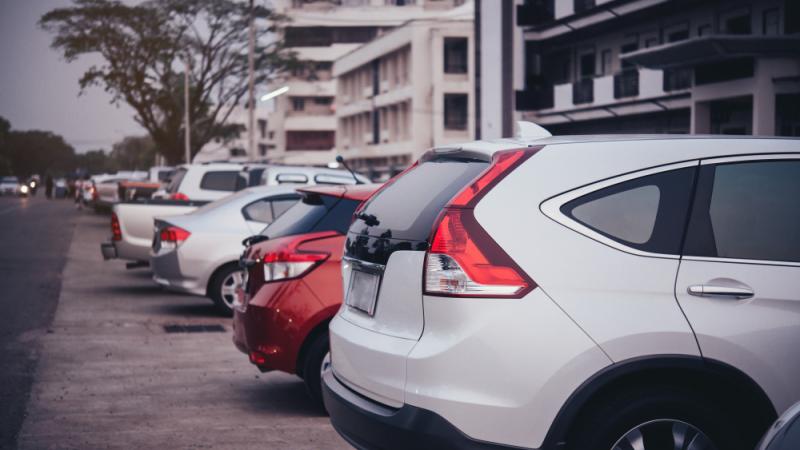 Prawie 80 nowych miejsc parkingowych w centrum Legionowa. Straż Miejska rusza z kontrolami
