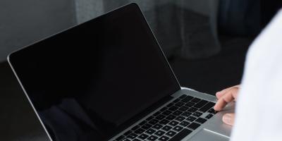 Kiedy laptop nie chce się włączyć… Co może być przyczyną problemu?