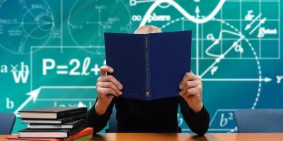 Odmrażanie gospodarki w Polsce. Kiedy zostaną otwarte szkoły, zakłady fryzjerskie, kina i inne obiekty użyteczności publicznej?