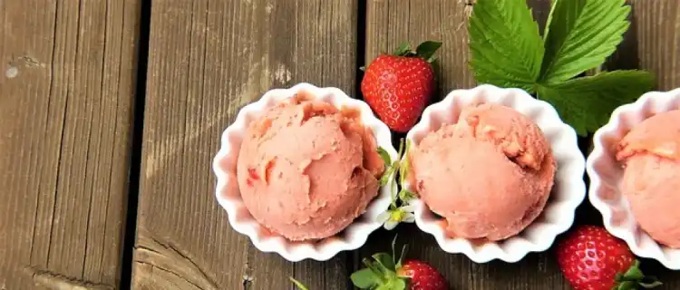 Jak zrobić zdrowe domowe lody?