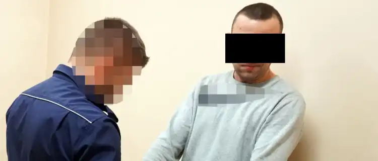 33-latek poszukiwany dwoma listami gończymi za kratkami