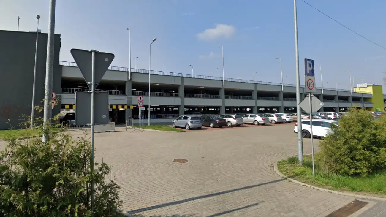 Legionowo: Od 18 września płatne parkowanie przy dworcu.