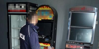 Służby ukróciły nielegalny hazard na automatach w powiecie legionowskim