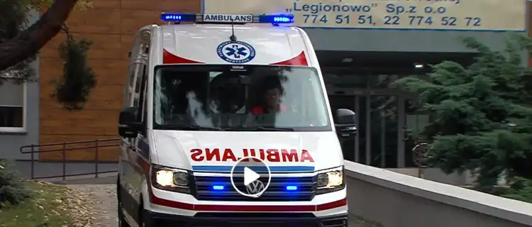 Legionowskie pogotowie ma nowy ambulans