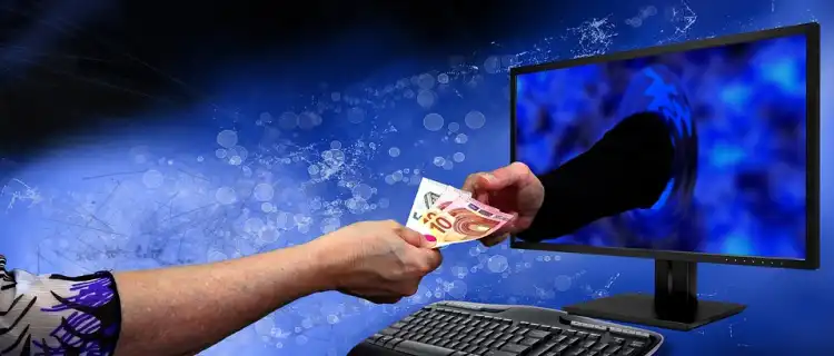 Oszustka internetowa namierzona przez policjantów z Jabłonny