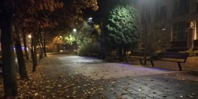 Jesienny klimat legionowskiego Skweru Popiełuszki