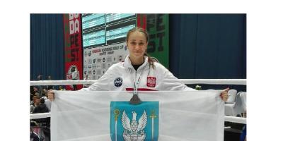 Legionowianka zdobyła srebrny medal Pucharu Świata na Węgrzech w Kickboxingu  