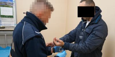 30-latek poszukiwany listem gończym za kratkami