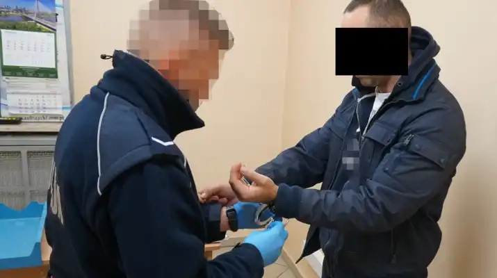 30-latek poszukiwany listem gończym za kratkami