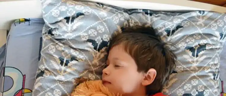 Jak oduczyć dziecko spania z rodzicami?