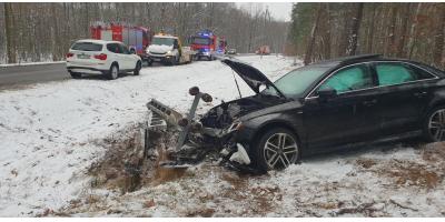 Śnieg zaskoczył wszystkich - kolizje w powiecie legionowskim