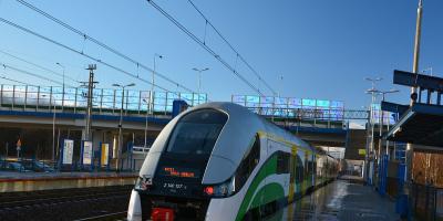 Od dzisiaj (10 marca) będą honorowane bilety w związku z korektą rozkładu jazdy pociągów Kolei Mazowieckich