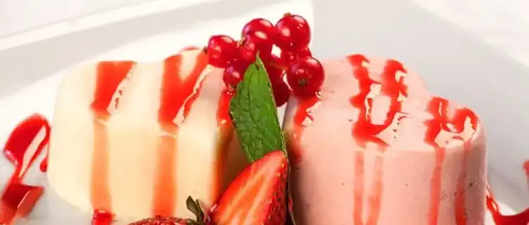 Malinowa panna cotta