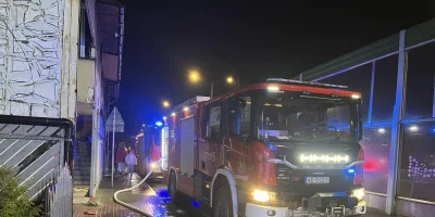  Pożar warsztatu samochodowego w Legionowie – szczegóły akcji straży pożarnej