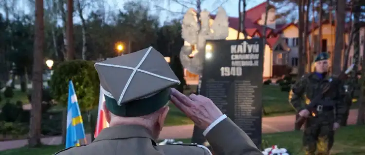 W Legionowie oddali hołd ofiarom Katynia