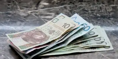 Chcesz otrzymać świadczenie 300 plus we wrześniu? Masz czas do 31 sierpnia!